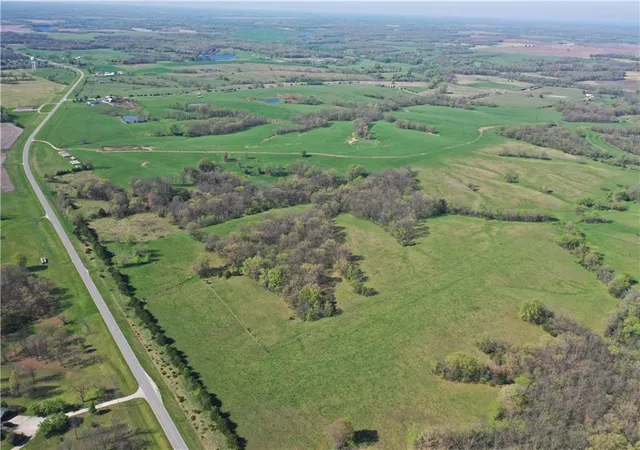 3rd image of State Hwy C Hwy, Huntsville, MO 65259 | MLS# 2615696