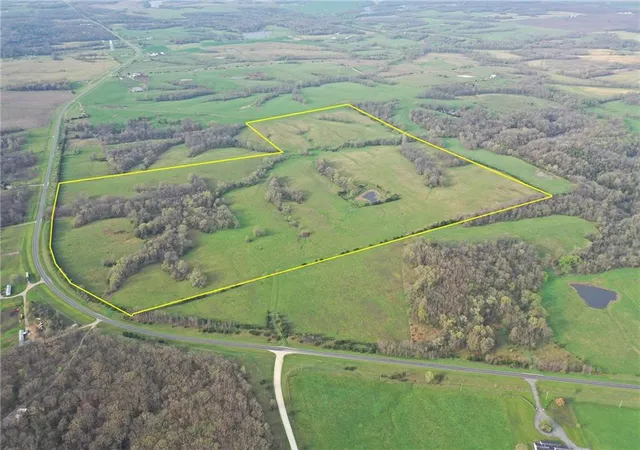 4th image of State Hwy C Hwy, Huntsville, MO 65259 | MLS# 2615696
