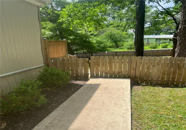 9th image of 9721 Baltimore Ave, Kansas City, MO 64114 | MLS# 2615706