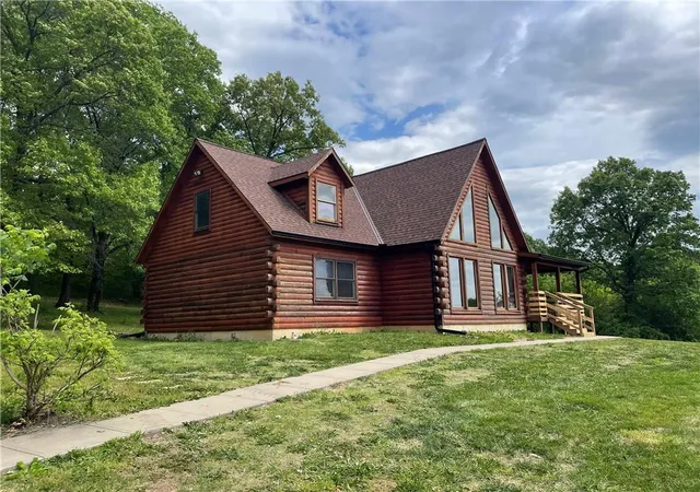 Photo 1 of Sale Pending at 2511 Ottawa Rd, Atchison, KS 66002 | MLS# 2615741 | Listing updated on 2026-09-12