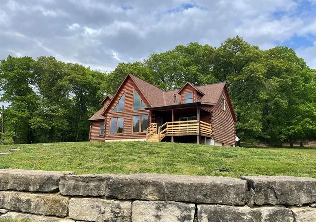 Photo 2 of Sale Pending at 2511 Ottawa Rd, Atchison, KS 66002 | MLS# 2615741 | Listing updated on 2026-09-12