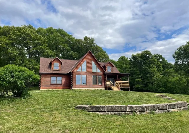 Photo 3 of Sale Pending at 2511 Ottawa Rd, Atchison, KS 66002 | MLS# 2615741 | Listing updated on 2026-09-12