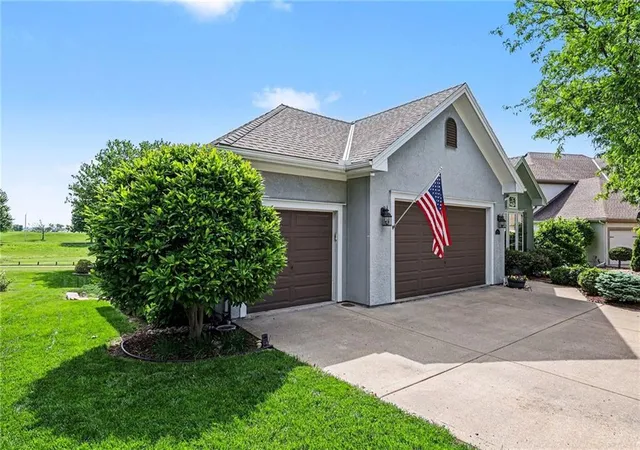 Homes for sale in Kansas, MO | 1923 Ne 104Th Ter, Kansas, MO 64155 | MLS# 2615828
