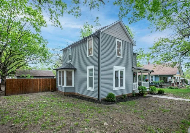36th image of 300 Se 1st St, Lees Summit, MO 64063 | MLS# 2615849