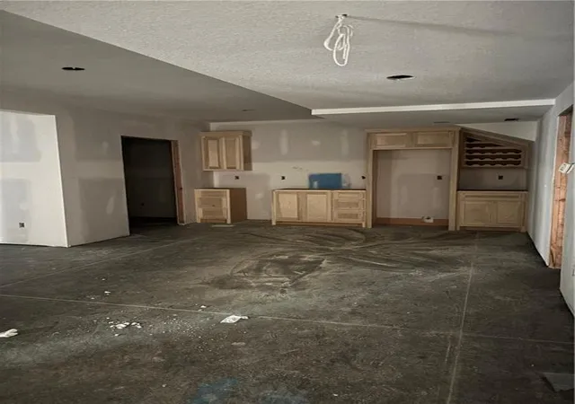 7th image of 4 Red Fox Cir, Lake Winnebago, MO 64034 | MLS# 2615851