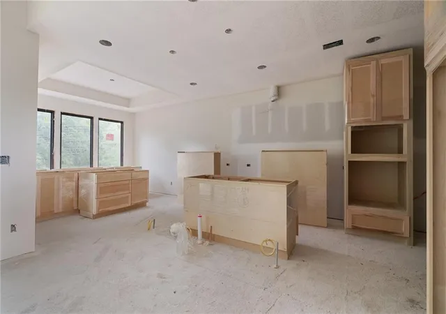 Photo 3 of Single family home for sale at 514 Turnbridge Dr, Raymore, MO 64083 | MLS# 2615899 | Listing updated on 2026-06-28