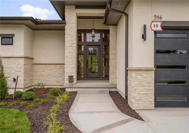 Photo 3 of Single family home for sale at 514 Turnbridge Dr, Raymore, MO 64083 | MLS# 2615899 | Listing updated on 2026-10-04