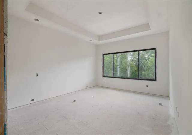 Photo 4 of Single family home for sale at 514 Turnbridge Dr, Raymore, MO 64083 | MLS# 2615899 | Listing updated on 2026-06-28