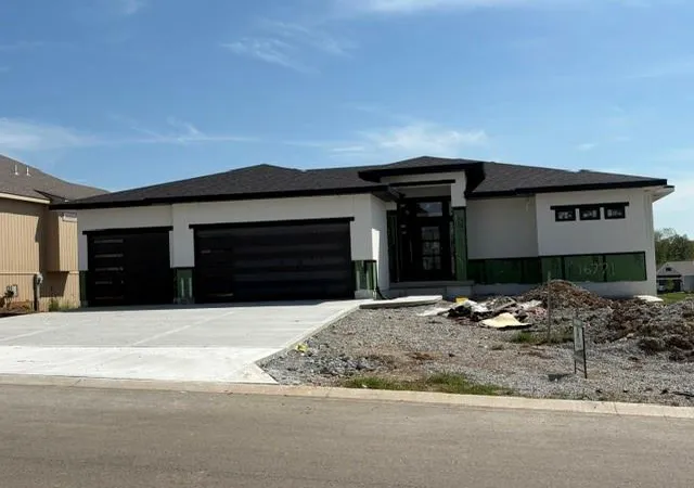 Photo 1 of Single family home for sale at 16771 S Twilight Ln, Olathe, KS 66062 | MLS# 2615930 | Listing updated on 2026-10-05