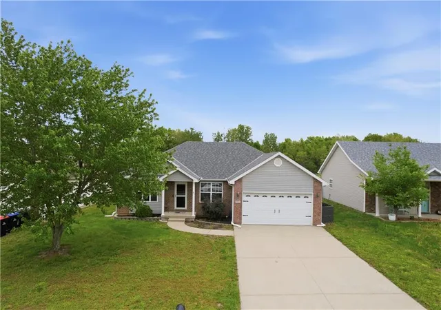 1st image of 715 Iron Horse Dr, Warrensburg, MO 64093 | MLS# 2615998