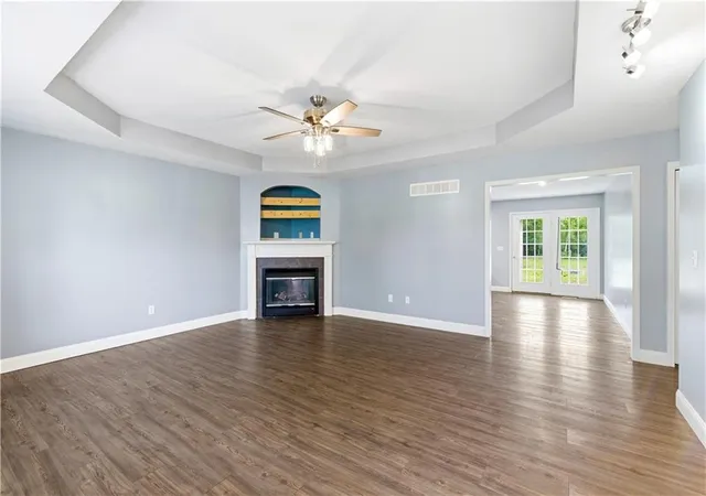 Photo 3 of Single family home for sale at 715 Iron Horse Dr, Warrensburg, MO 64093 | MLS# 2615998 | Listing updated on 2026-09-29