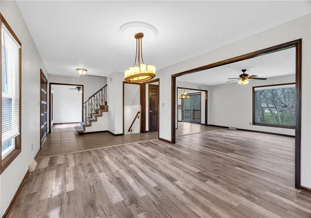 Photo 3 of Single family home for sale at 2721 Trenchard Dr, Independence, MO 64057 | MLS# 2616041 | Listing updated on 2026-08-04