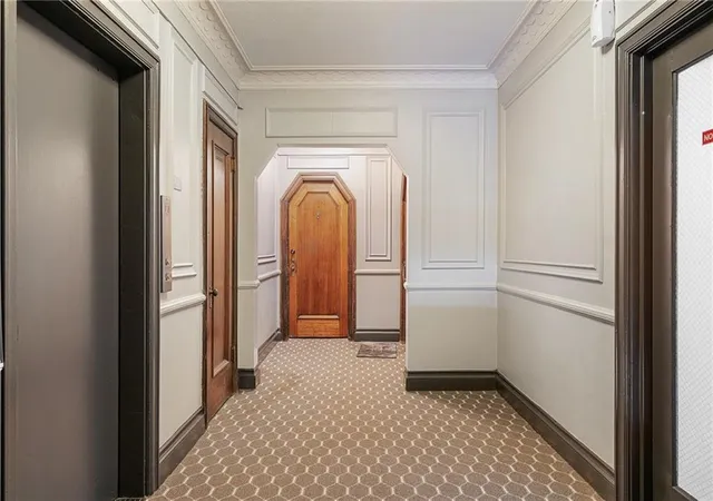 3rd image of 807 W 48Th St, Kansas, MO 64112