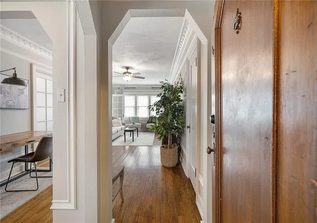 5th image of 807 W 48Th St, Kansas, MO 64112