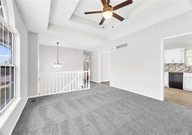 4th image of 100 N Darrowby Dr, Raymore, MO 64083 | MLS# 2616093