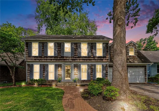48th image of 9908 Perry Dr, Overland Park, KS 66212 | MLS# 2616128