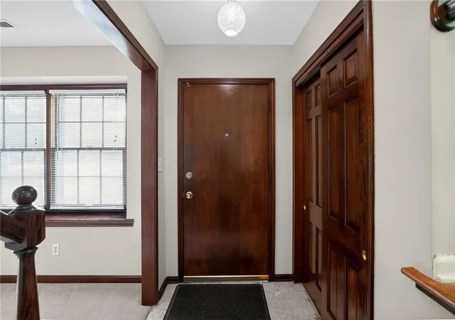 2nd image of 9915 Belleview Ave, Kansas City, MO 64114 | MLS# 2616216