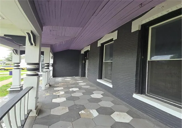 Photo 3 of Sale Pending at 617 Parallel St, Atchison, KS 66002 | MLS# 2616225 | Listing updated on 2026-10-09