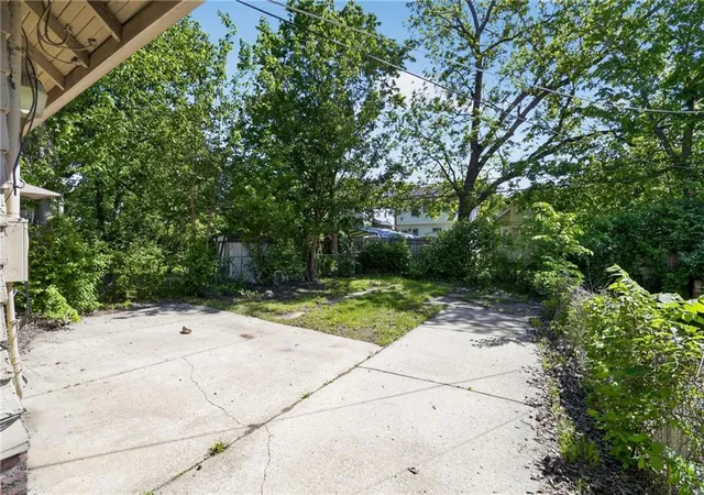 Homes for sale in Kansas City, MO | 3721 Agnes Ave, Kansas City, MO 64128 | MLS# 2616228