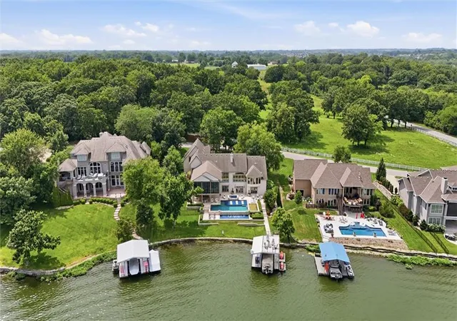 Photo 3 of Mansion for sale at 206 S Shore Dr, Greenwood, MO 64034 | MLS# 2616270 | Listing updated on 2026-07-24