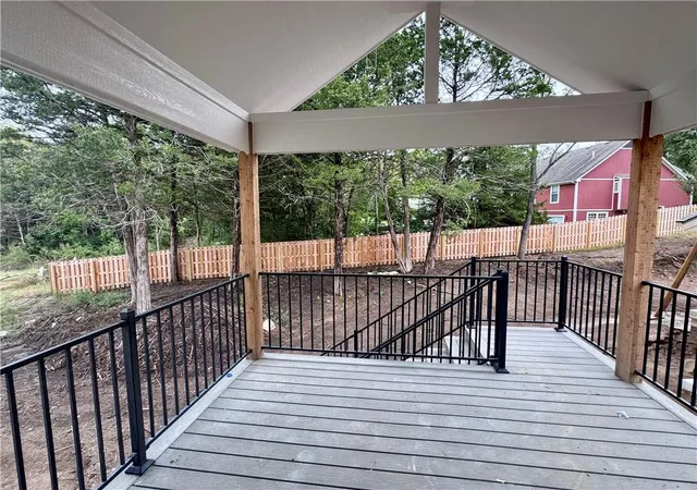 Photo 2 of Single family home for sale at 8663 Eagle Crk Dr, De Soto, KS 66018 | MLS# 2616278 | Listing updated on 2026-10-04