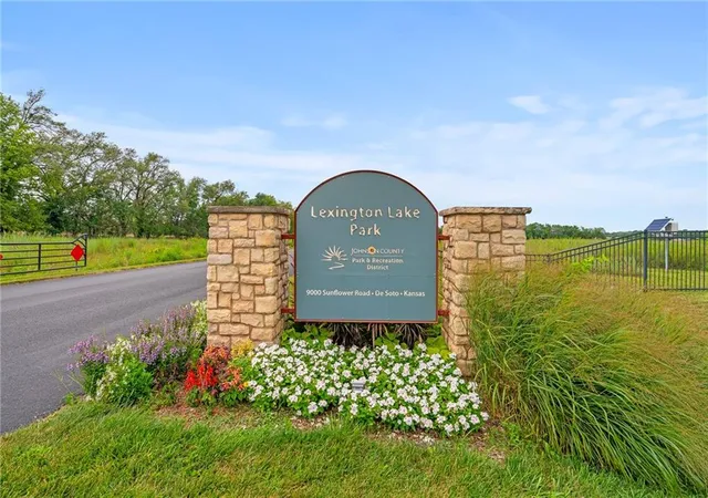 Homes for sale in De Soto, KS | 8663 Eagle Creek Dr, De Soto, KS 66018 | MLS# 2616278