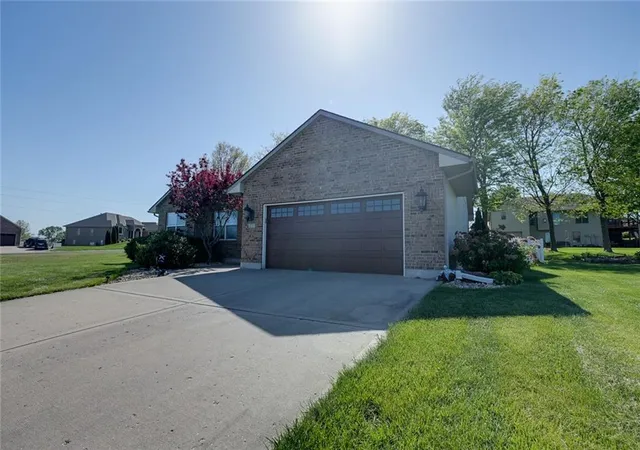 Homes for sale in Odessa, MO | 991 Moore Pl, Odessa, MO 64076 | MLS# 2616301