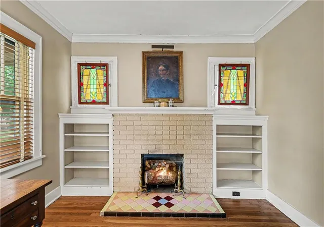 5th image of 4100 Roanoke Rd, Kansas City, MO 64111 | MLS# 2616356
