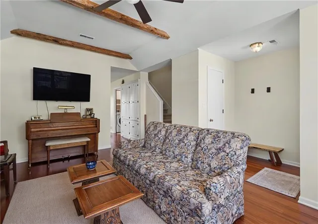 Homes for sale in Lawrence, KS | 4217 Wimbledon Dr, Lawrence, KS 66047 | MLS# 2616411