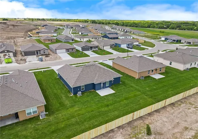 Homes for sale in Edgerton, KS | 20875 Starside St, Edgerton, KS 66021 | MLS# 2616453