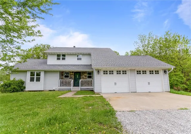 1st image of 20 Nw 750th Rd, Warrensburg, MO 64093 | MLS# 2616456