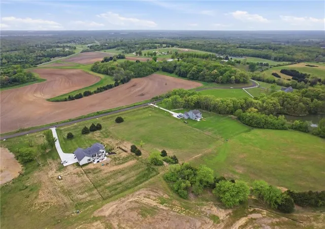 Photo 3 of Sale Pending at Stillwell Rd, Bonner Springs, KS 66012 | MLS# 2616466 | Listing updated on 2026-09-13
