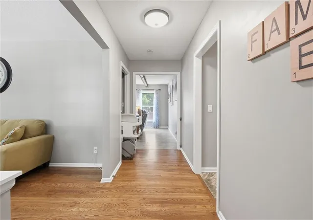 Photo 5 of Sale Pending at 563 E 129th Terrace, Kansas City, MO 64145 | MLS# 2616503 | Listing updated on 2026-08-26