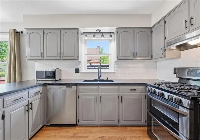 5th image of 563 E 129Th Ter, Kansas City, MO 64145 | MLS# 2616503
