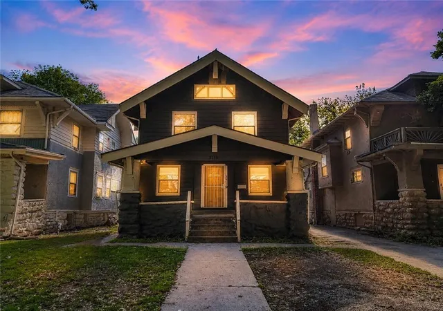 Homes for sale in Kansas City, MO | 3719 Benton Blvd, Kansas City, MO 64128 | MLS# 2616598