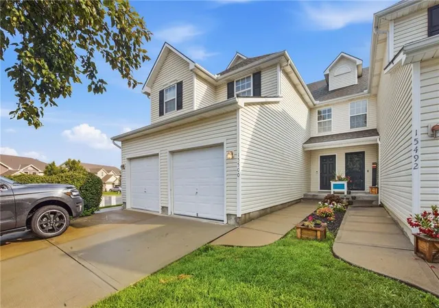 Photo 3 of Townhouse for sale at 15500 Nw 123rd Street, Platte City, MO 64079 | MLS# 2616619 | Listing updated on 2026-08-07