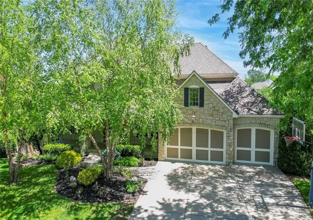 Photo 3 of Mansion for sale at 15225 Perry St, Overland Park, KS 66221 | MLS# 2616819 | Listing updated on 2026-09-26