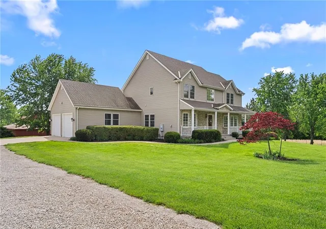 Homes for sale in Louisburg, KS | 35559 Metcalf Rd, Louisburg, KS 66053 | MLS# 2616823