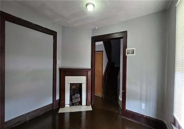3rd image of 2022 Van Brunt Blvd, Kansas City, MO 64127 | MLS# 2616827