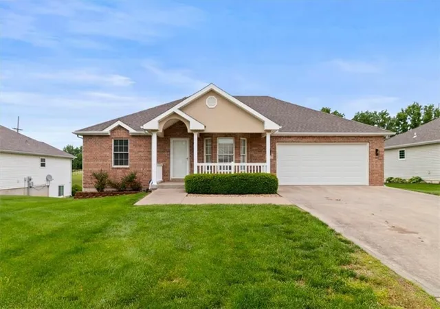 Homes for sale in Kansas City, KS | 2515 N 100th St, Kansas City, KS 66109 | MLS# 2616873