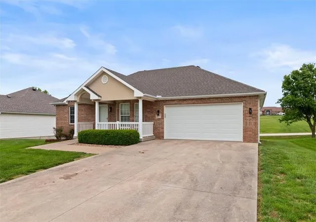 Homes for sale in Kansas City, KS | 2515 N 100Th St, Kansas City, KS 66109 | MLS# 2616873
