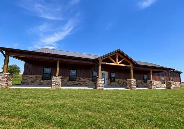 Photo 2 of Single family home for sale at 20014 Woodend Rd, Linwood, KS 66052 | MLS# 2616874 | Listing updated on 2026-10-19