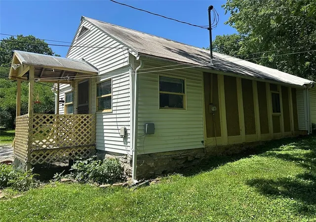 4th image of 2332 Park Ln, Oak Grove, MO 64075 | MLS# 2616897