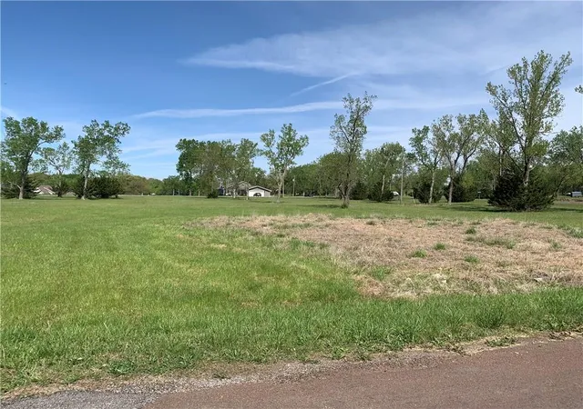 Homes for sale in Gallatin, MO | Lot 2262 & 2263 Skipper Rd, Gallatin, MO 64640 | MLS# 2616921