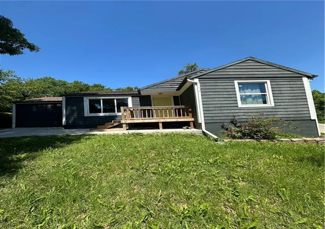 Photo 2 of Single family home for sale at 3618 E Gregory Blvd, Kansas City, MO 64132 | MLS# 2616956 | Listing updated on 2026-09-20