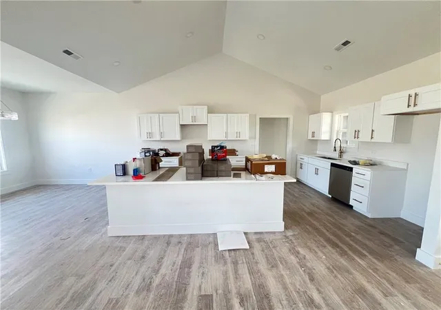 Homes for sale in Independence, KS | 621 Catalpa St, Independence, KS 67301 | MLS# 2617003