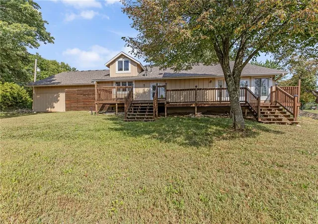 Homes for sale in Paola, KS | 24510 Hospital Dr, Paola, KS 66071 | MLS# 2617007