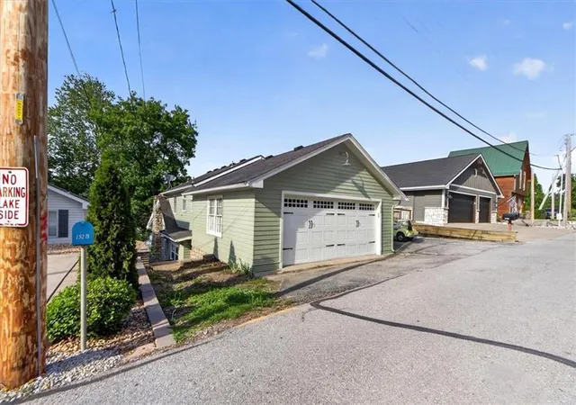 4th image of 25 Beach Dr, Lake Tapawingo, MO 64015 | MLS# 2617034