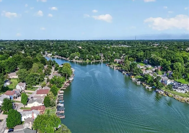 1st image of 25 Beach Dr, Lake Tapawingo, MO 64015 | MLS# 2617034