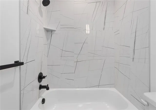 5th image of 9737 N Lucerne Ave, Kansas City, MO 64153 | MLS# 2617079